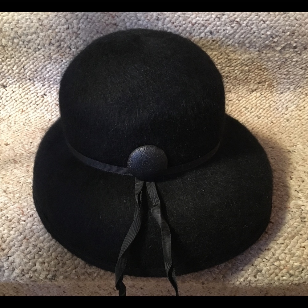 Black Wool Hat - image 4